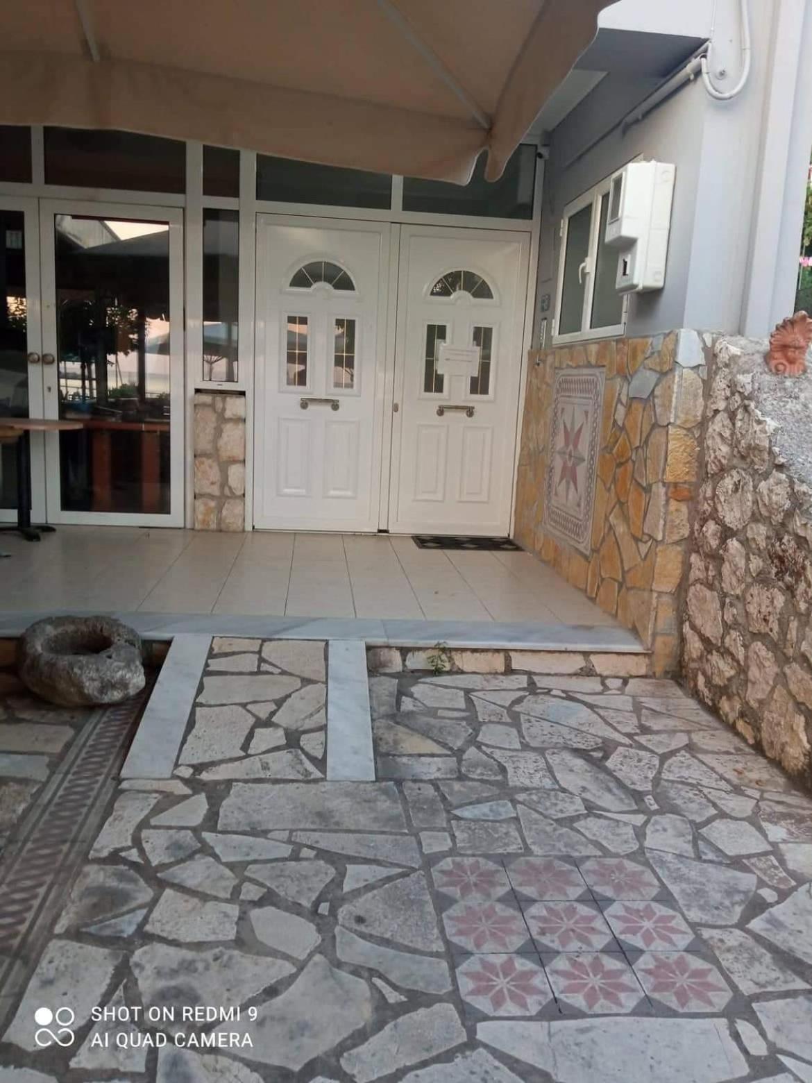 Vasilis Travlos Apartment Poros  Exteriér fotografie