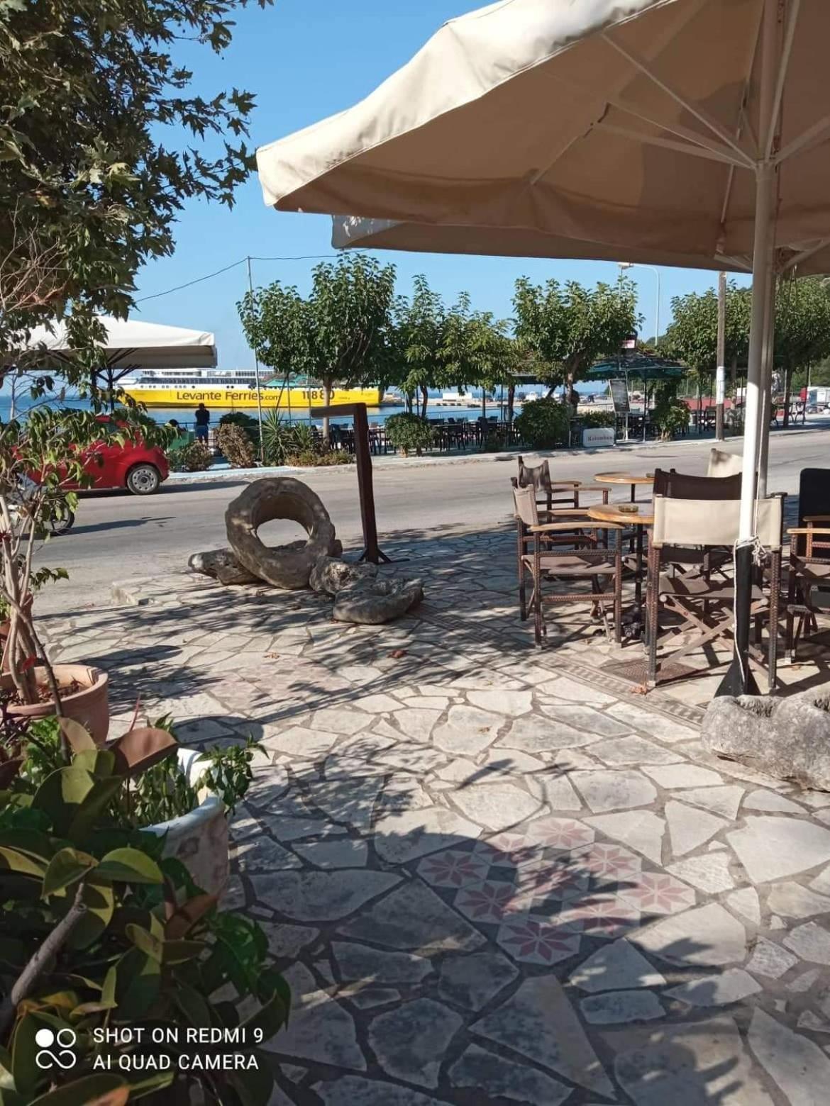 Vasilis Travlos Apartment Poros  Exteriér fotografie